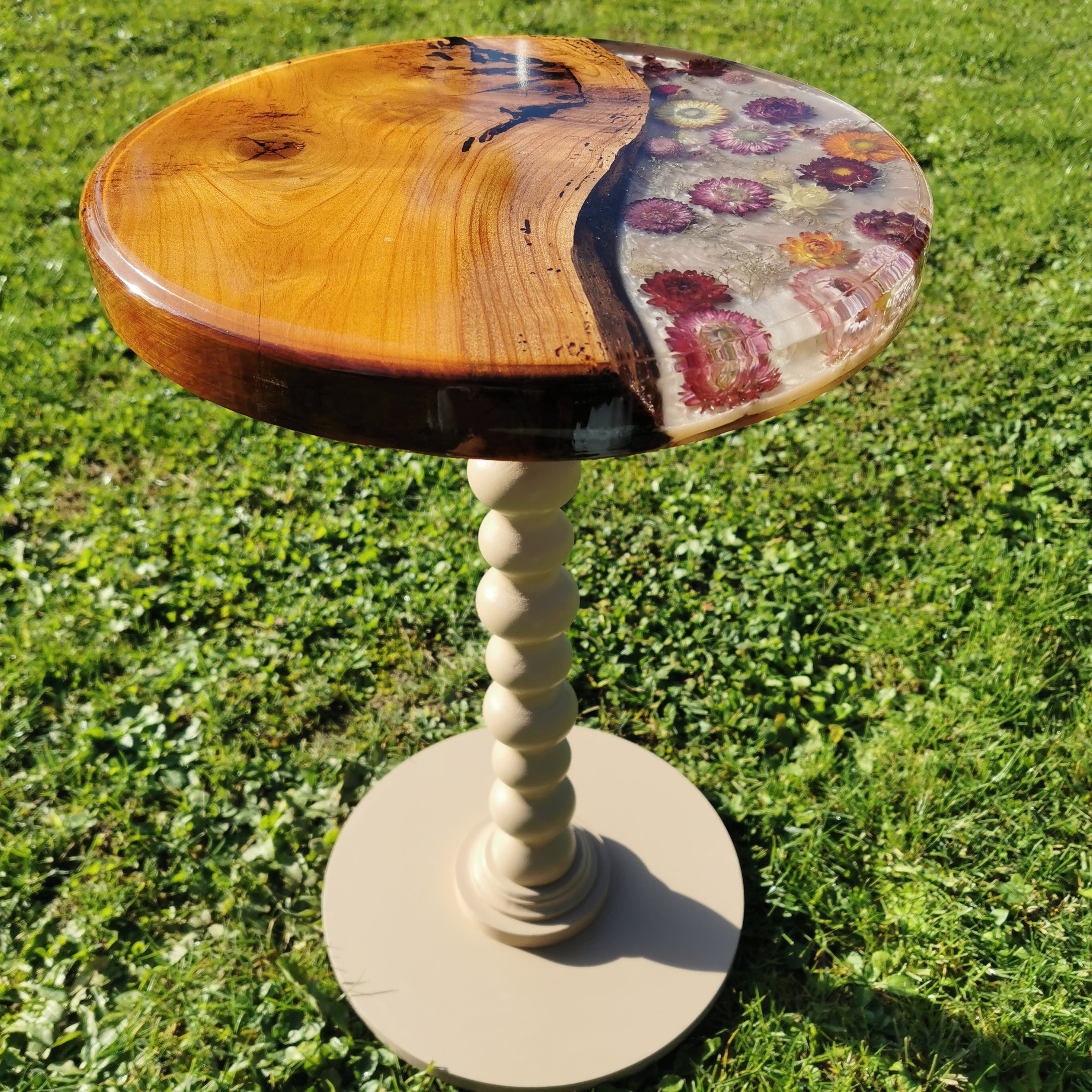 Table d'appoint – La Rosée d'Immortelle