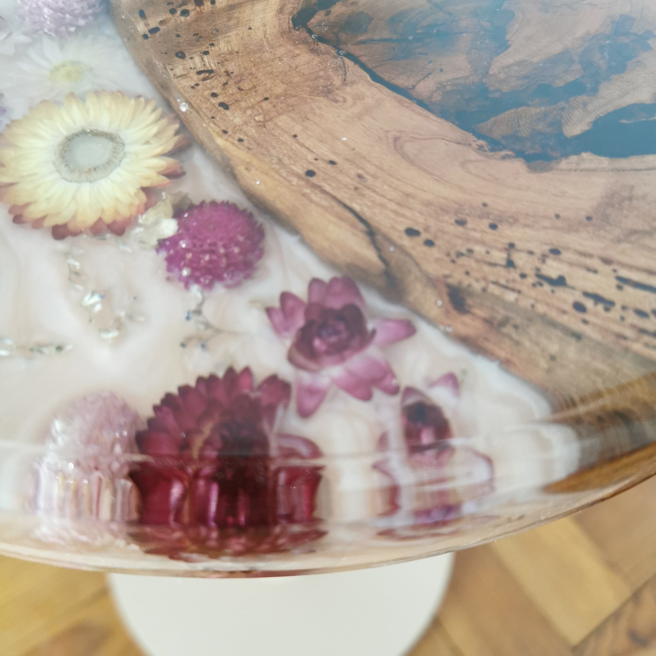 Table d'appoint – La Rosée d'Immortelle