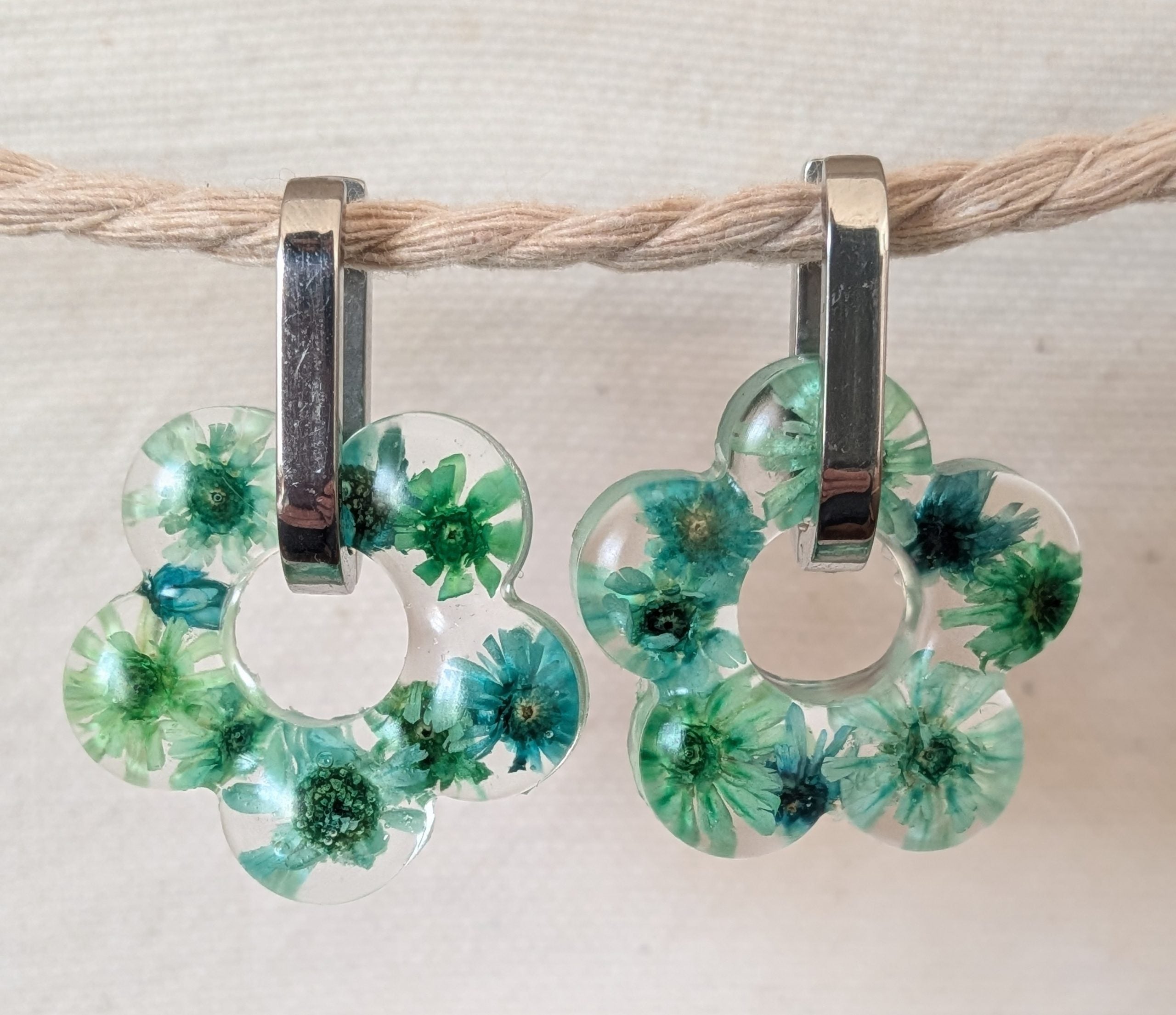 Madora – Fleur Lagune