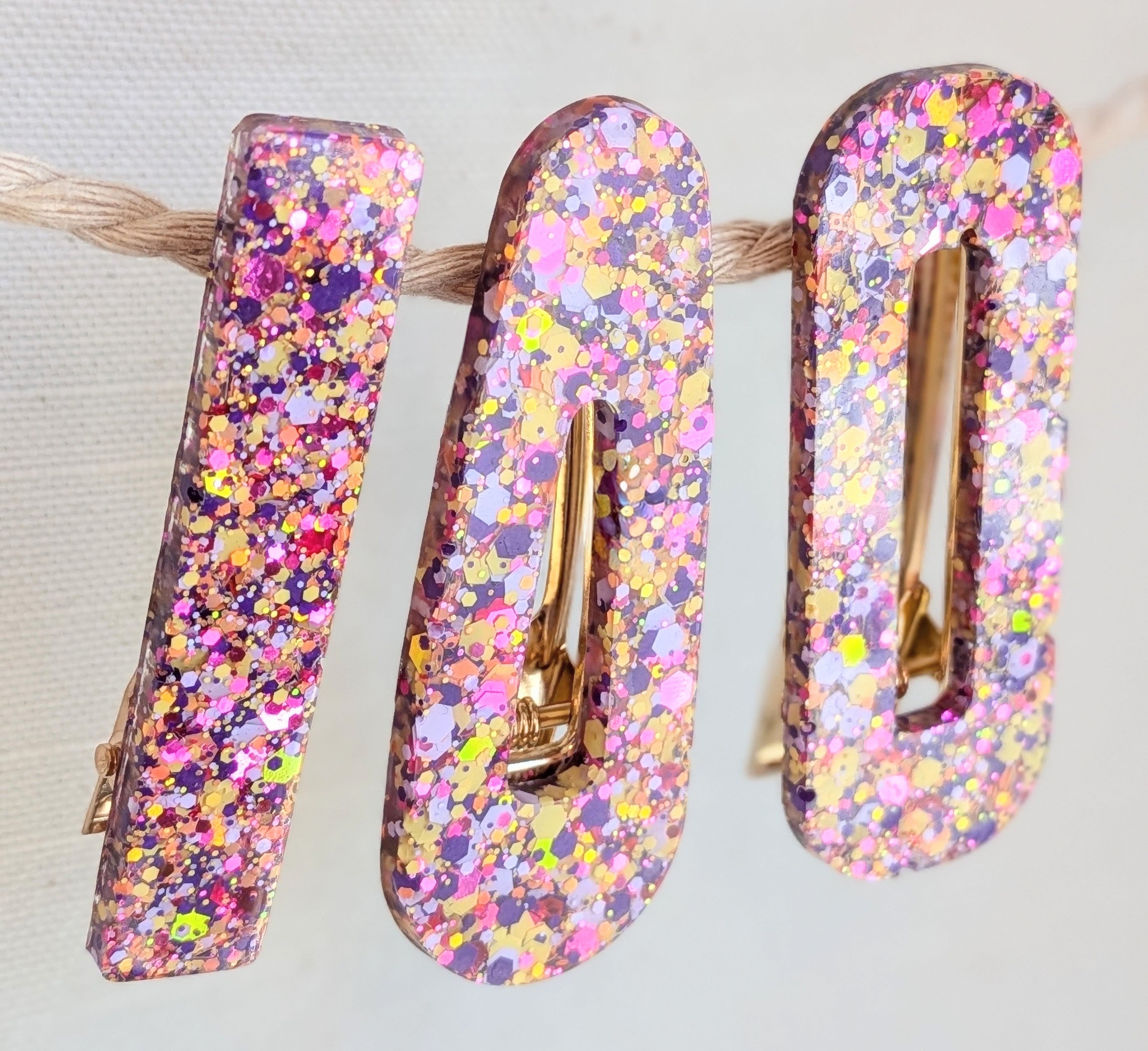 Lot de 3 barrettes résine – Coloris Fiesta Dorée