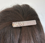 Barrette rectangle résine – Coloris Givre & Grenat