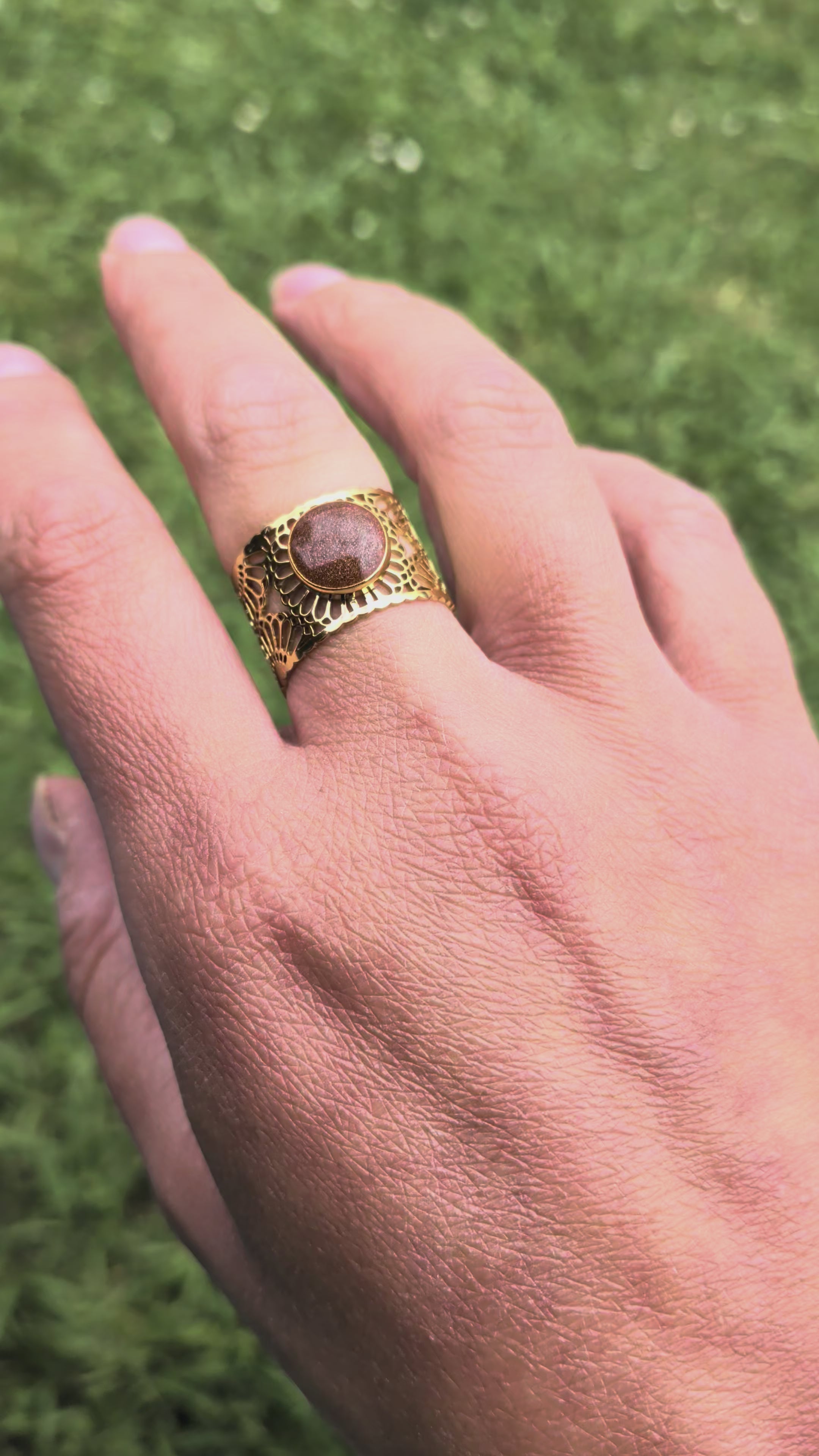Charger la vidéo : Bague fleurie Marron