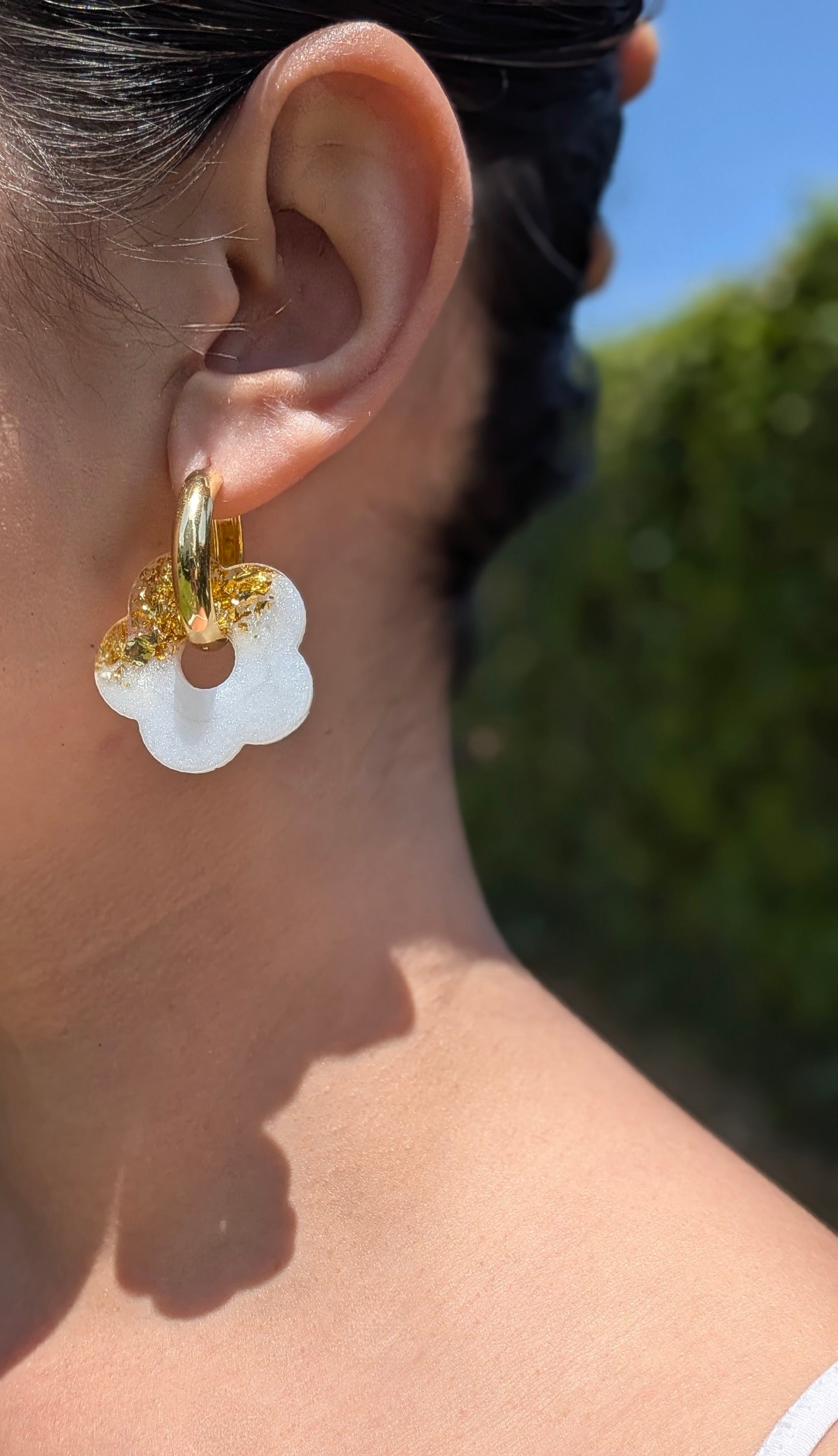 Julia – Blanc nacré & feuilles d'or